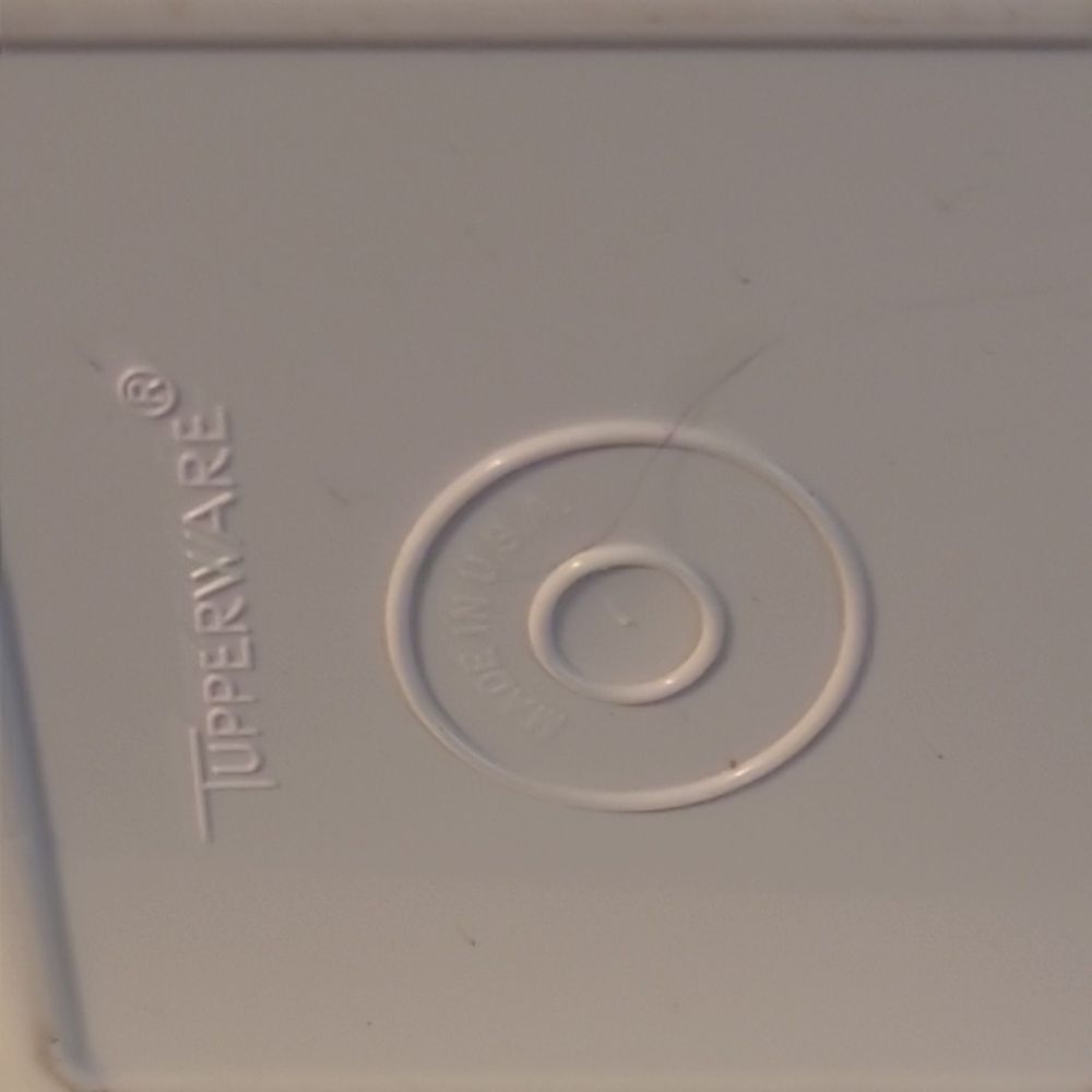 Tupperware Velveeta Keeper - Picture 12 of 12